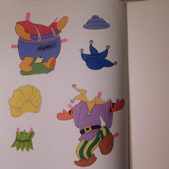 Vintage Winnie the Pooh Paper Doll Book Let's Dress Up 1999 Golden Books - Picture 8 of 8